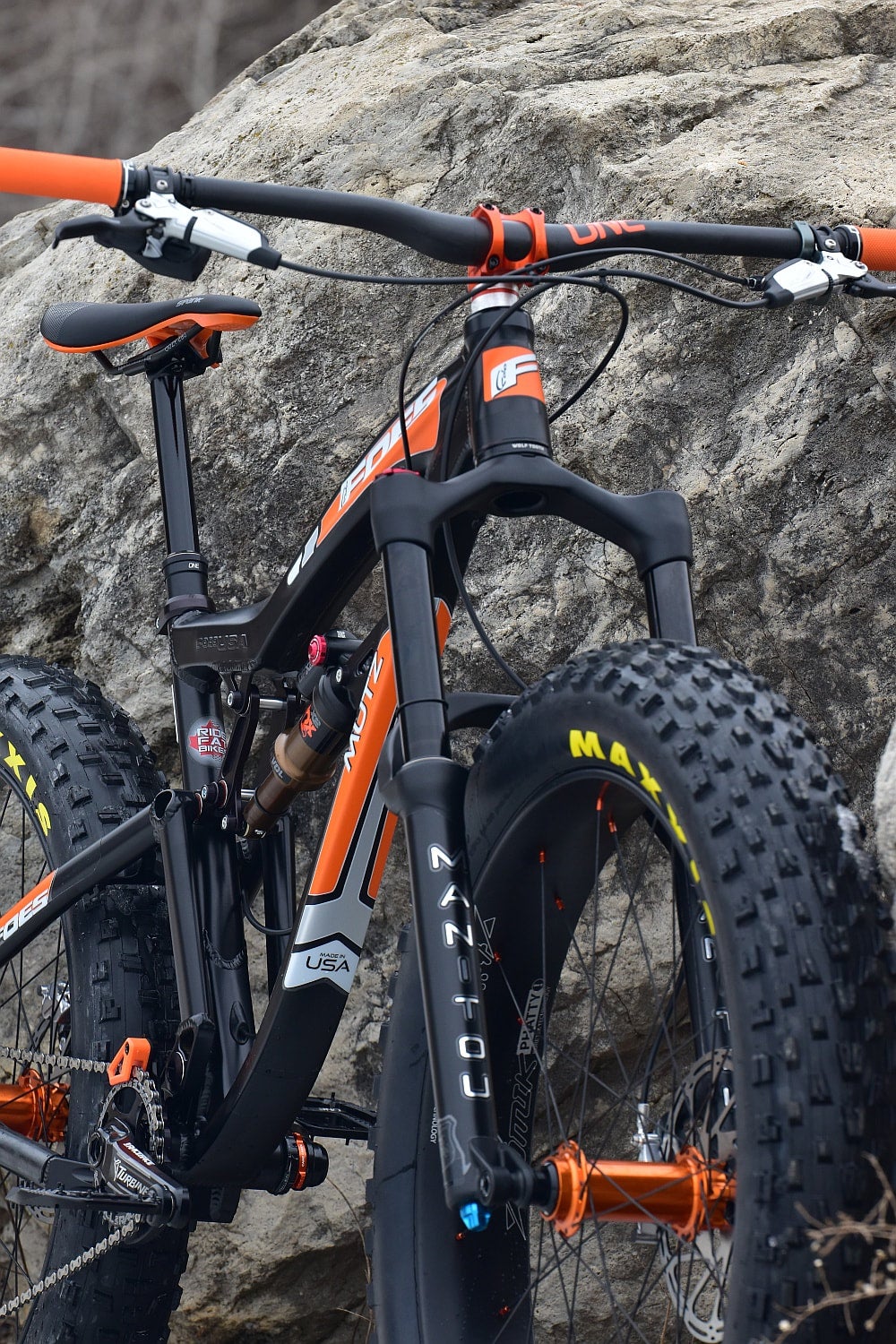 トムソン　mastodon Manitou Mastodon PRO (Gen 2) Fat Bike Suspension Fork